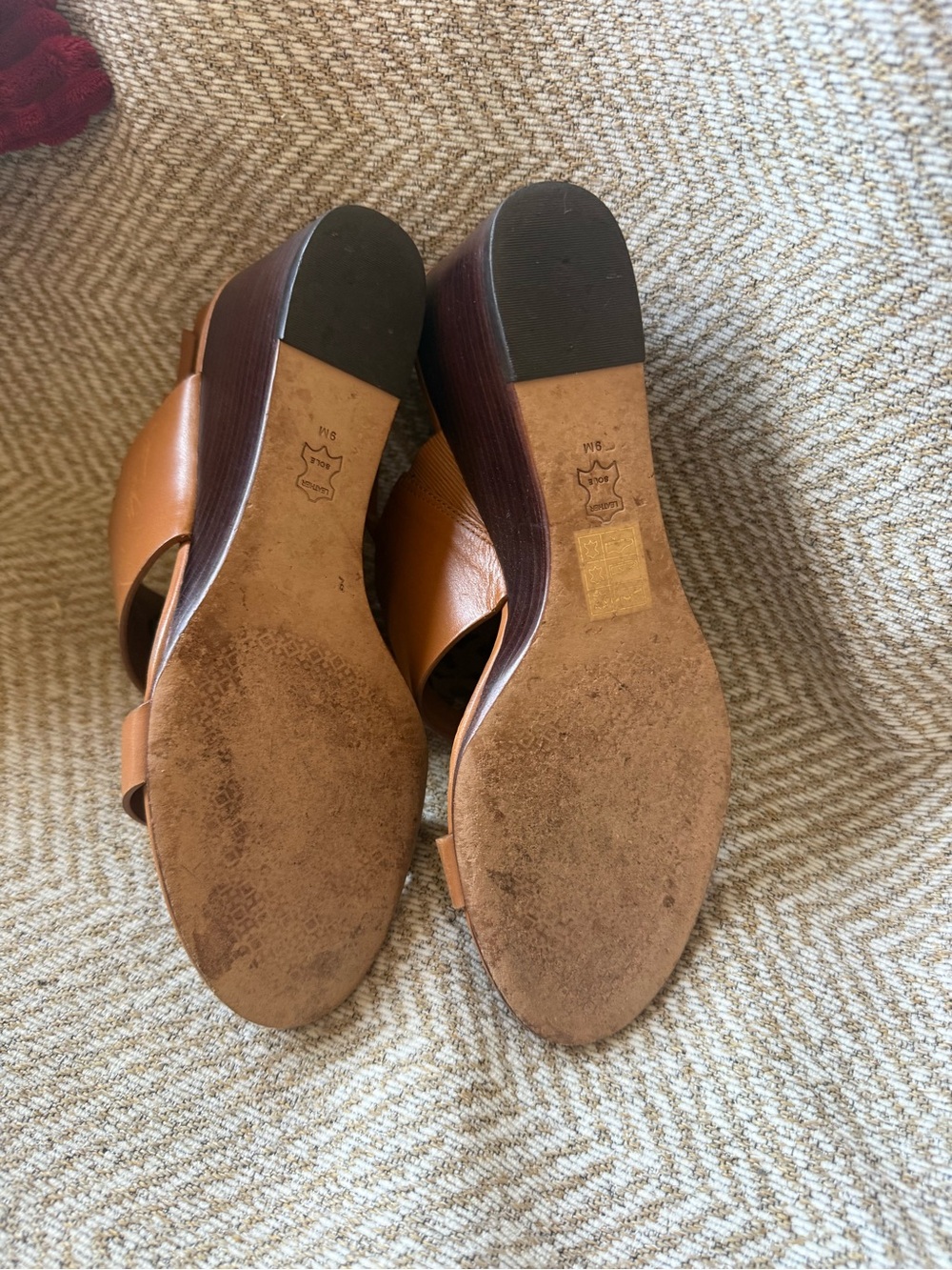 Tory Burch Tan Leather Logo Slingback Sandals - Picture 3 of 5